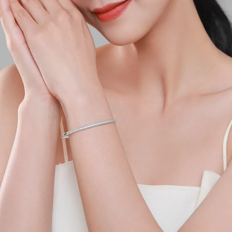 925 Silver Women's Bracelet - Elegant Oval Design