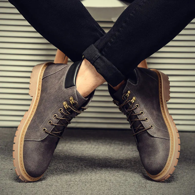 Waterproof Men's Boots - Robust Design for Winter